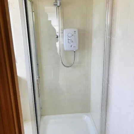 Oak Trees Corner Stylish , Relaxing , Getaway