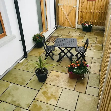 Oak Trees Corner Stylish , Relaxing , Getaway * Wicklow