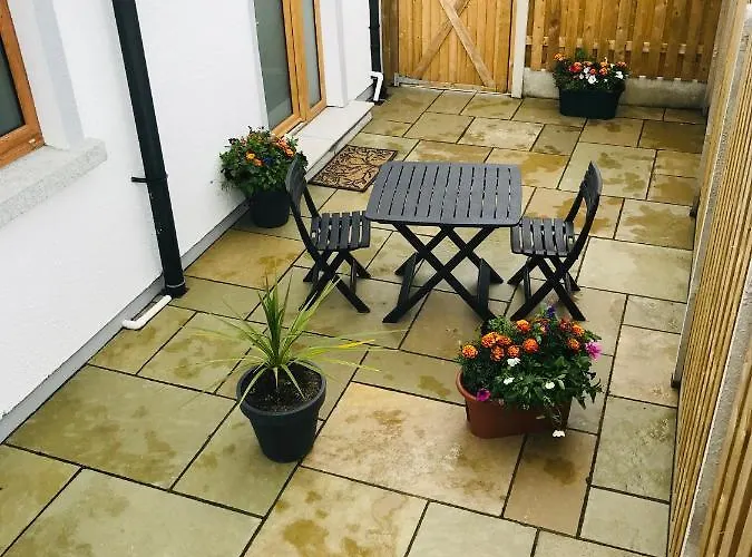 Oak Trees Corner Stylish , Relaxing , Getaway * Wicklow